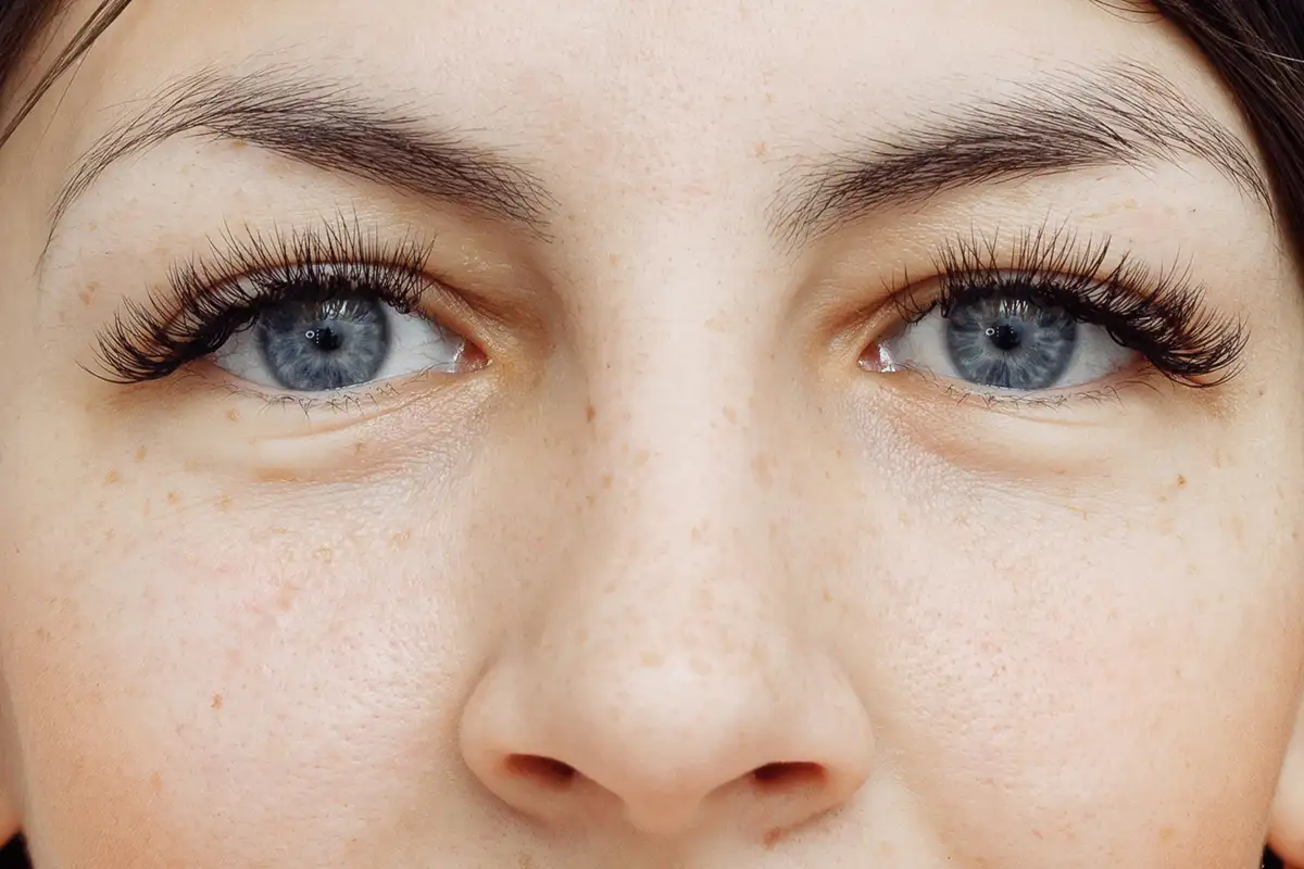 Eyebrow Lamination Before